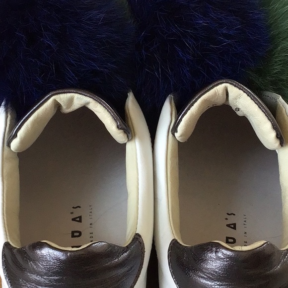 JOSHUA SANDERS WHITE LEATHER TRAINERS WITH POM POM